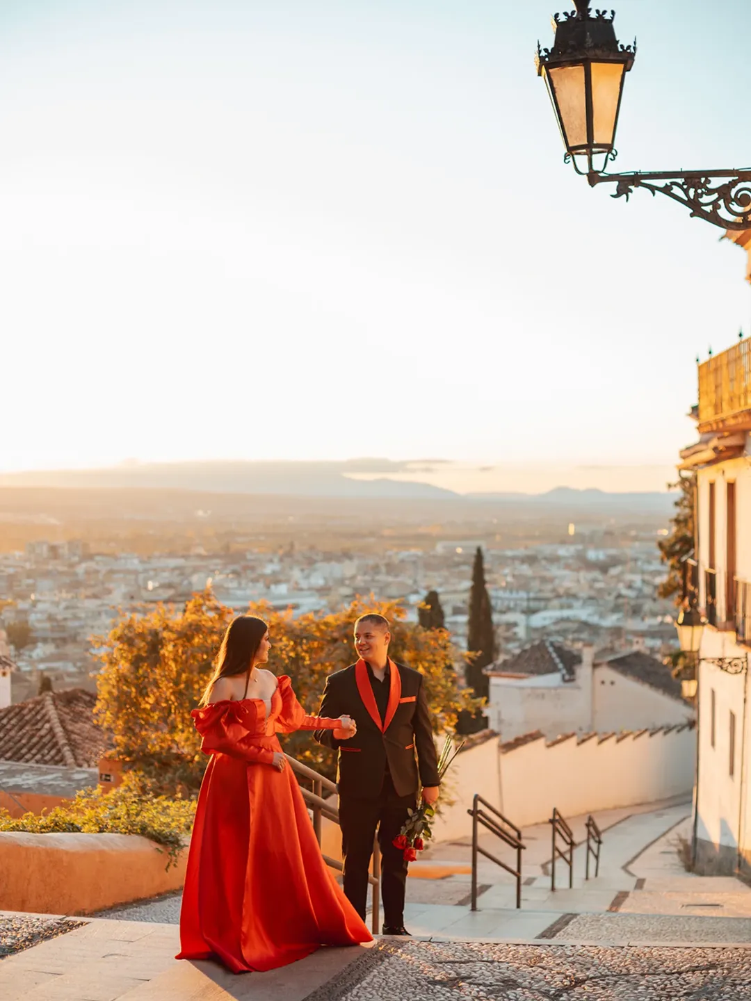 Such a beautiful evening in Granada. Makeup. Couples photography in Granada, Spain.