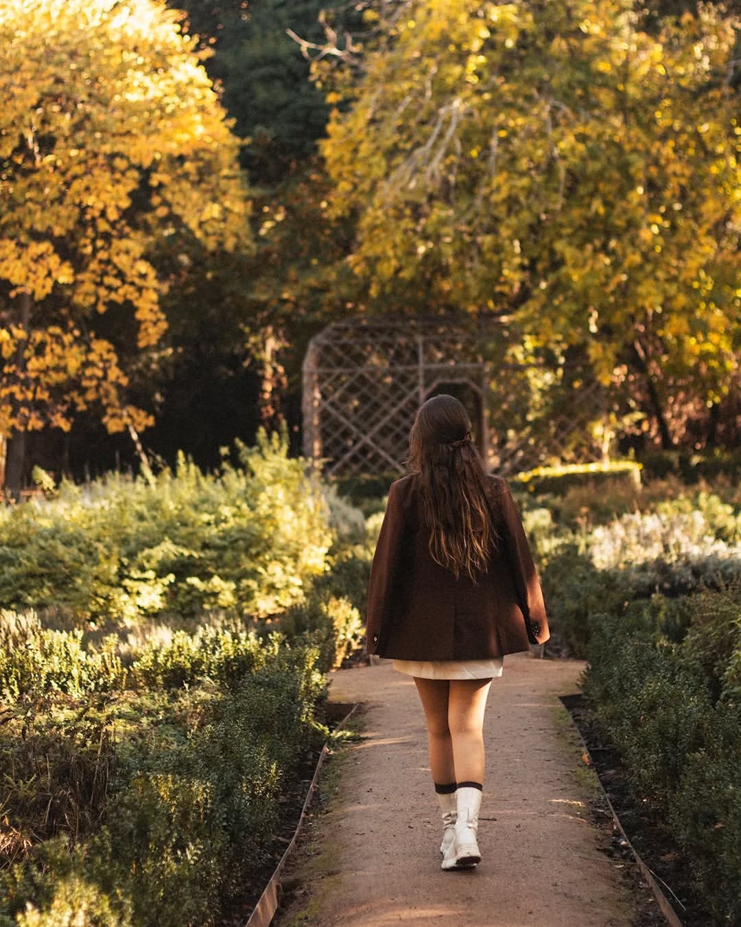Cozy autumn in Granada. Lifestyle photography in Granada, Spain. Cozy autumn in Granada. Lifestyle photography in Granada, Spain.