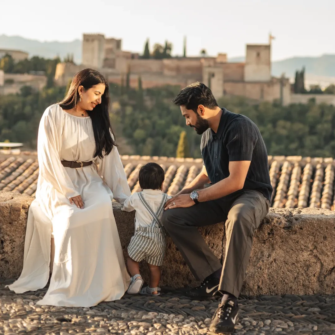 A few photos from Albayzin. Portrait photography in Granada, Spain.