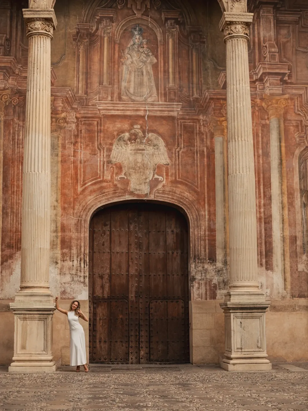 Walk. Portrait photography in Granada, Spain.
